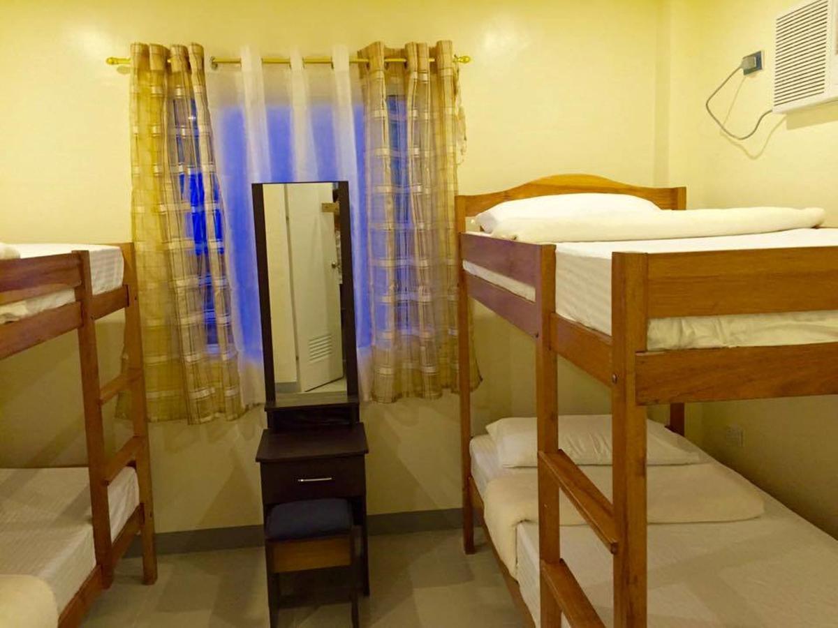 Jims Castle Inn Coron Pokoj fotografie